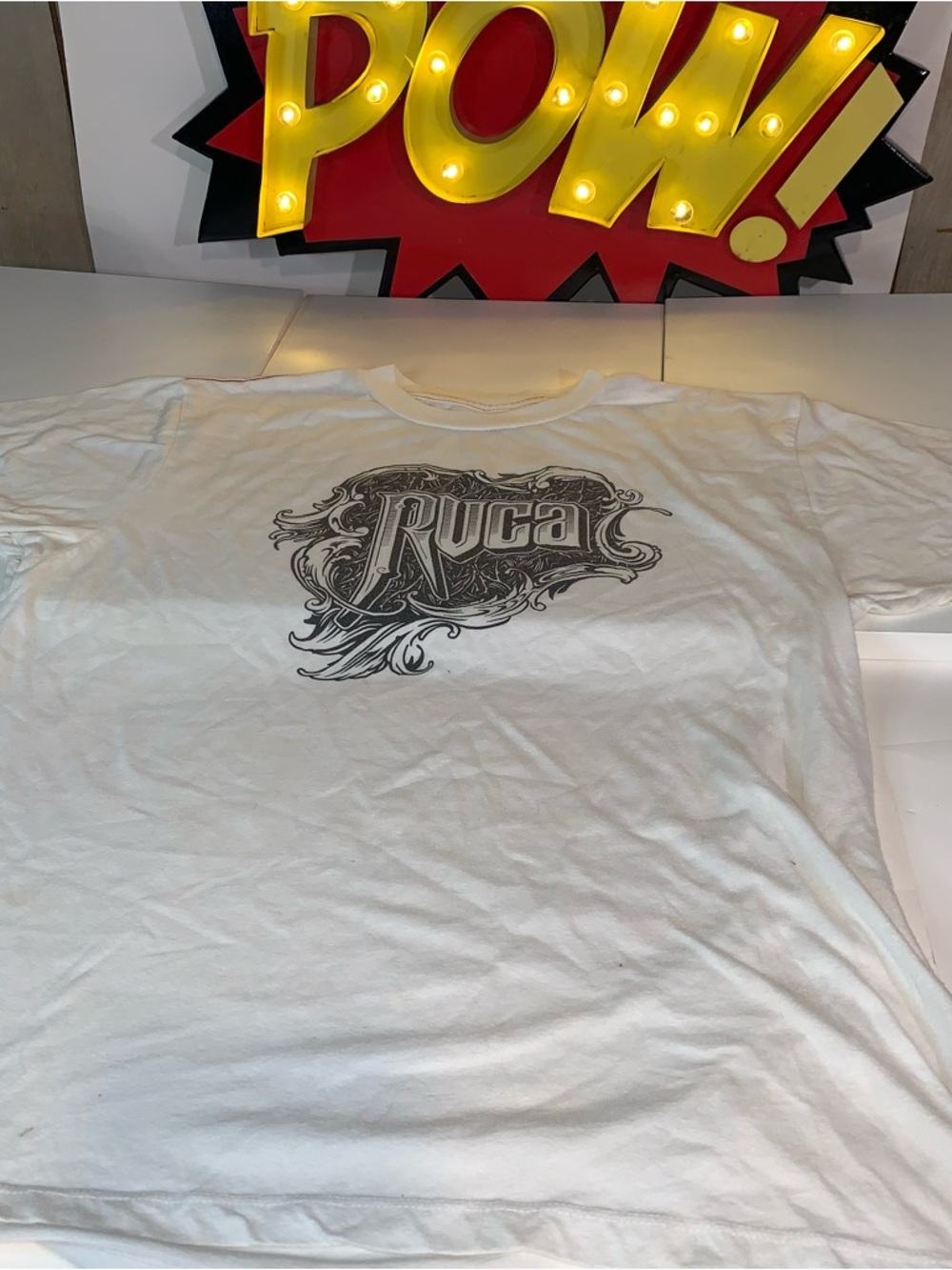 Vintage RVCA Shirt Adult Large White Crew Neck Short Sleeve Tee Skate Surf Mens